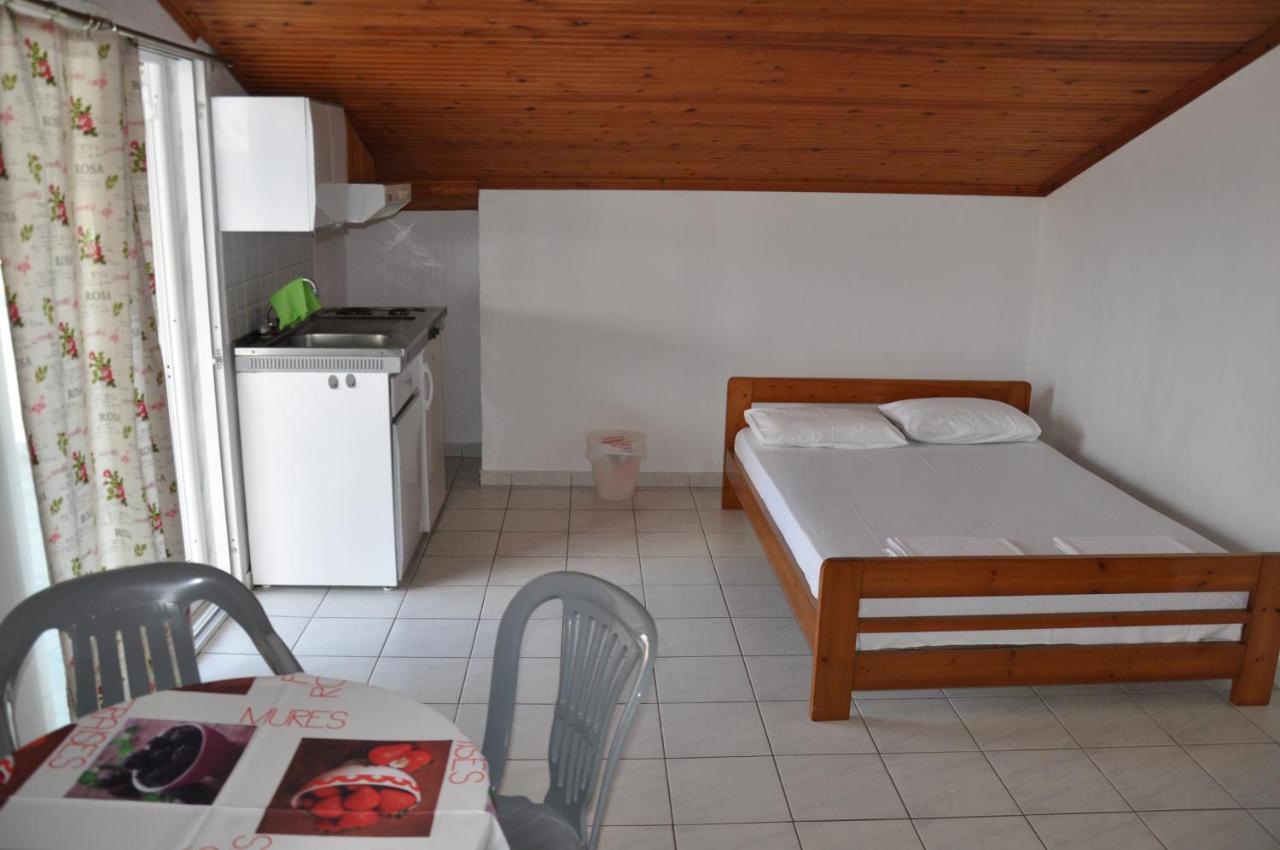 Apartments Stavroula Ηospitality فراسنا الغرفة الصورة